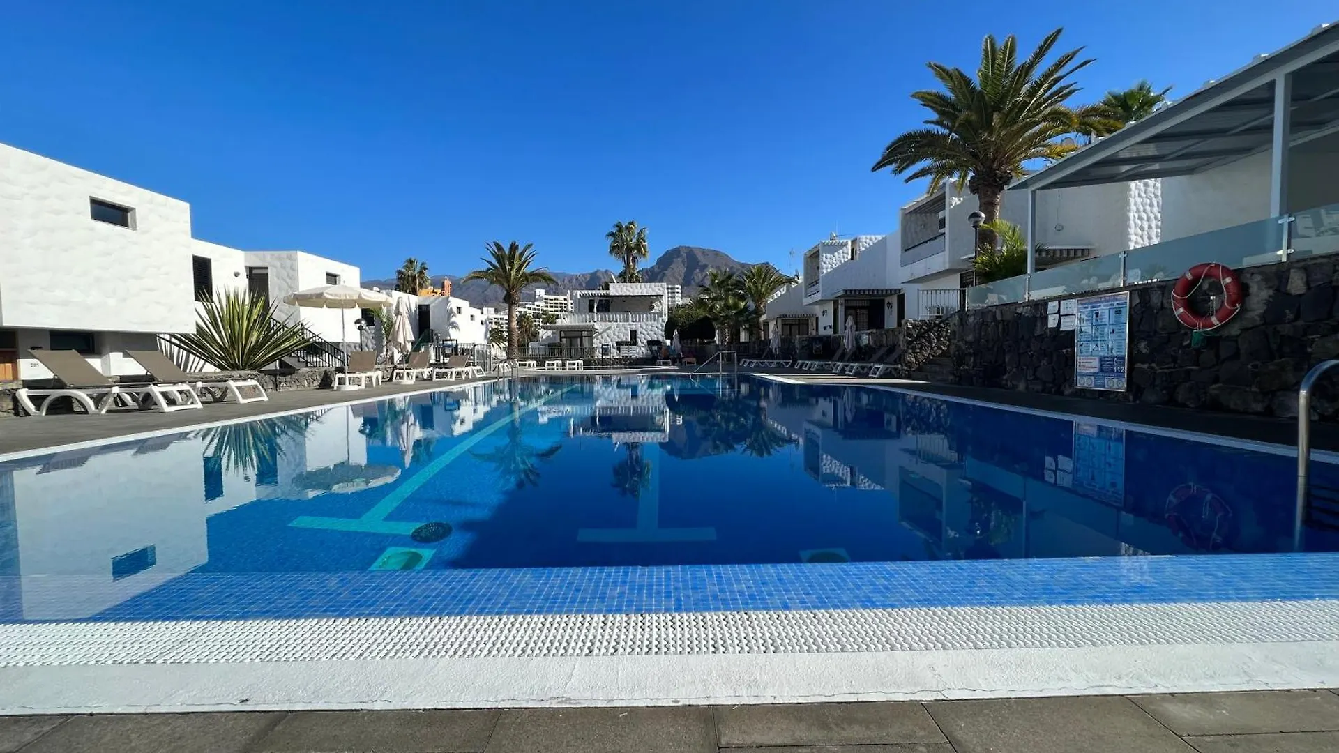 Apartamentos Bungamerica 273 - Costa Adeje Playa de las Americas  Appartamento Playa de las Americas (Tenerife)